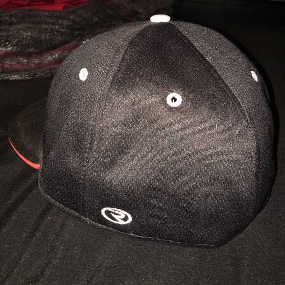 Baseball hat - Picture 2 of 2