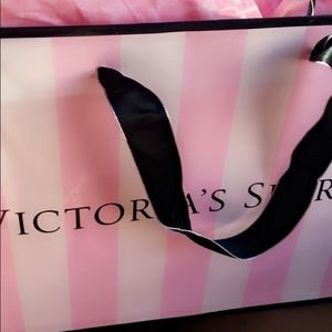 Meet your Posher, Missy