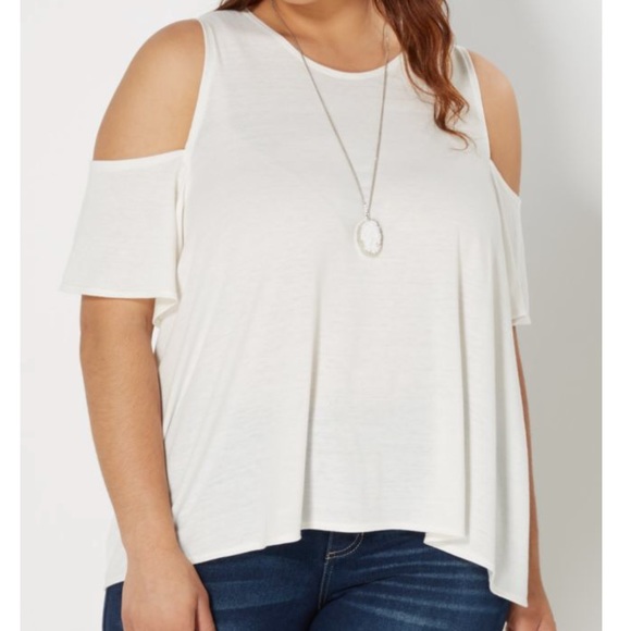 Plus Ivory Cold Shoulder Flutter Sleeve Top - Picture 2 of 3