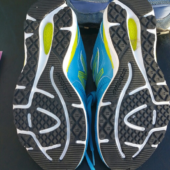 Women's New Balance 690 - Picture 3 of 4