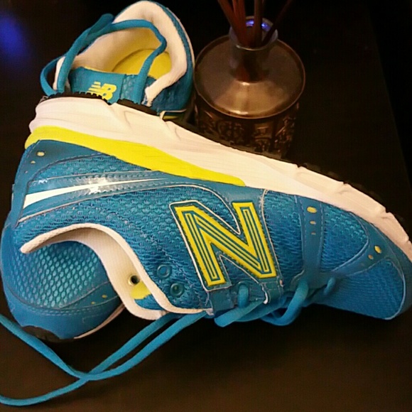 Women's New Balance 690 - Picture 4 of 4