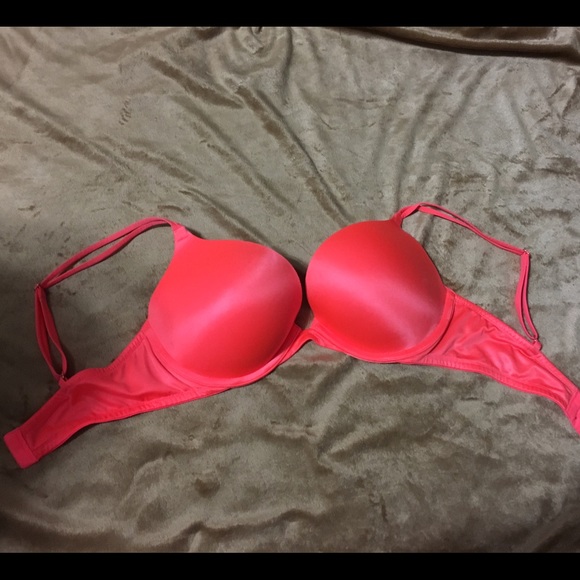 💗Victoria's Secret Push-Up Bra💗