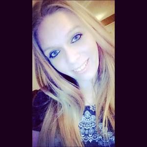 Meet your Posher, Alicia