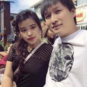 Meet your Posher, Tram