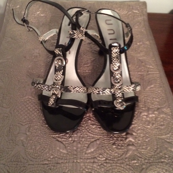 Beautiful, sexy sandals.