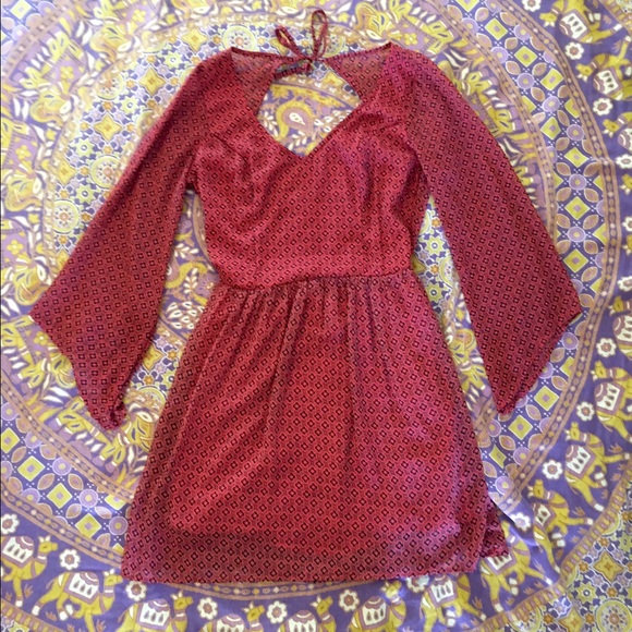 1 HOUR SALE  💕HOLLISTER OPEN BACK DRESS SZ M💕