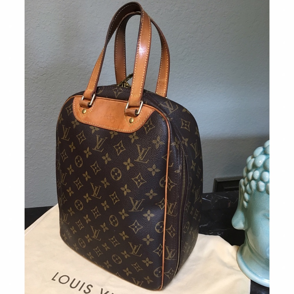 Authentic LV Excursion