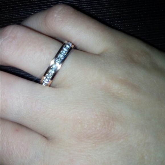 💍💛BEAUTIFUL "ROSE GOLD" WOMENS RING 💛💍 - Picture 4 of 4