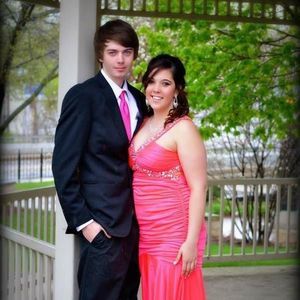 Meet your Posher, Selena