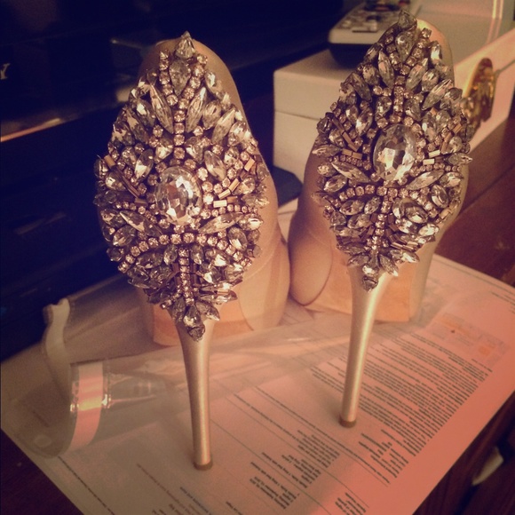 Badgley mischka stilettos