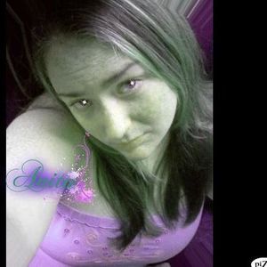 Meet your Posher, Anita