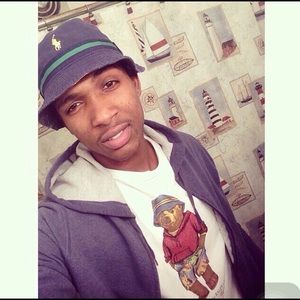 Meet your Posher, Lloyd