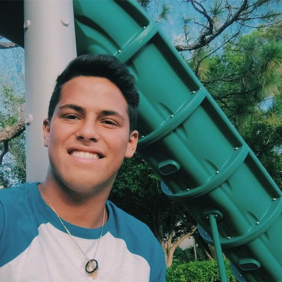 Meet your Posher, João gabriel - Picture 1 of 1
