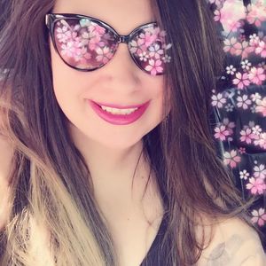 Meet your Posher, Nancy