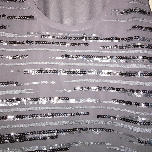 Tank - Picture 2 of 4