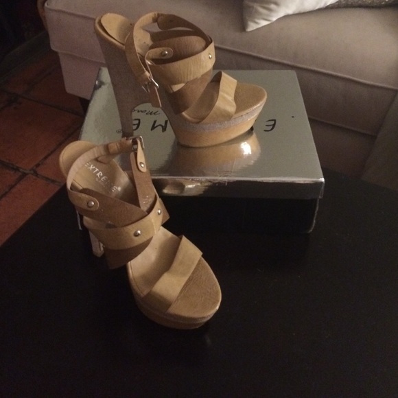 Eddie Marc wedge sandal -Nude size 8