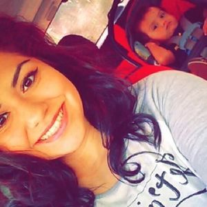 Meet your Posher, Selena