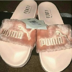 Rihanna fenty puma slippers