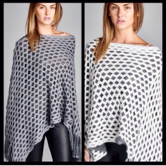 ❤️GRAY ONLY❤️ Fringe Knit Poncho - Picture 2 of 3
