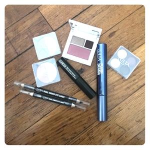 BEAND NEW bundle of makeup!!