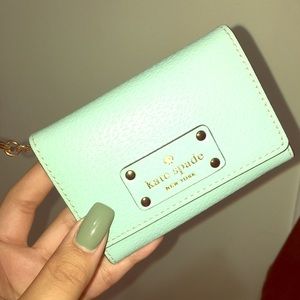 Kate spade mint smart wallet