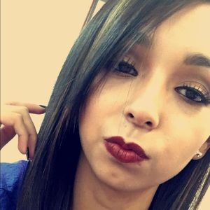 Meet your Posher, Candice