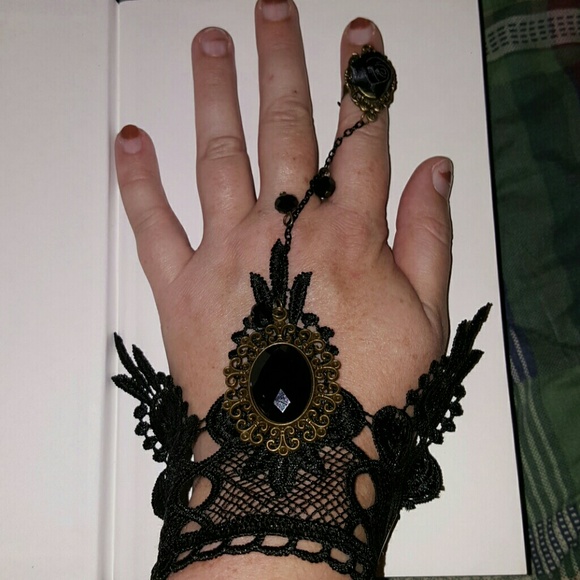 SOLD Wrist wrap with ring attached - Picture 2 of 4