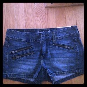 American eagle shortie shorts ✨✨
