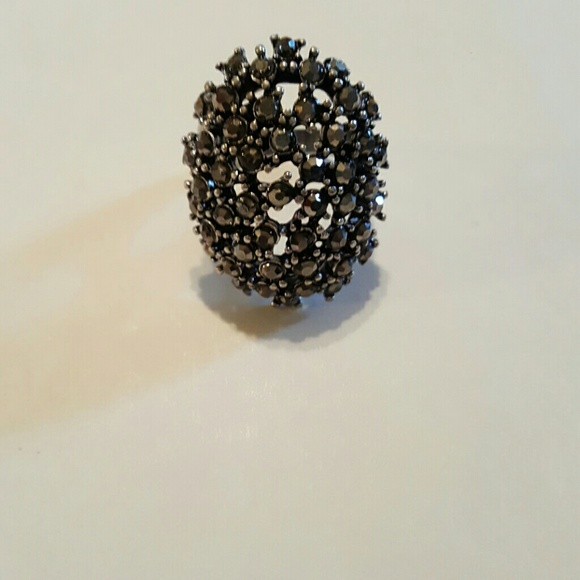 Silver ring - Picture 2 of 2