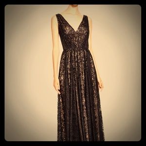 Vera Wang Chantilly Lace Gown