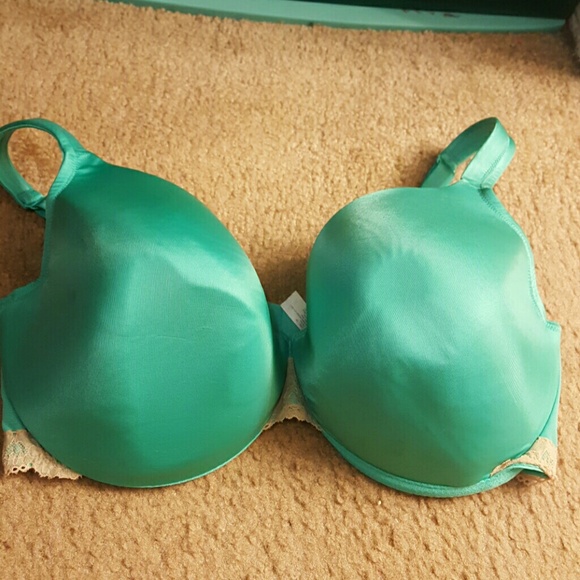Bra (buy one take 5$ off the next)