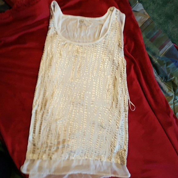 White short sleeve blouse - Picture 2 of 3