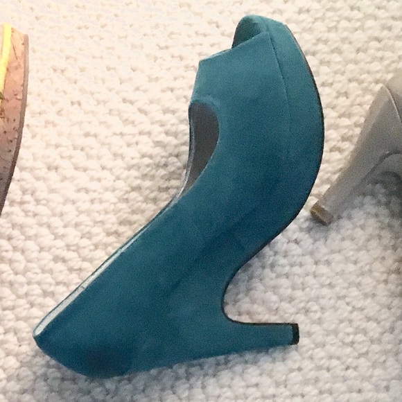 Shoes! - Picture 4 of 4