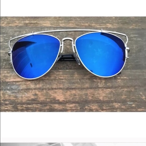 Gifted 🎉 - Picture 4 of 4