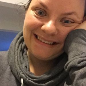 Meet your Posher, Hope