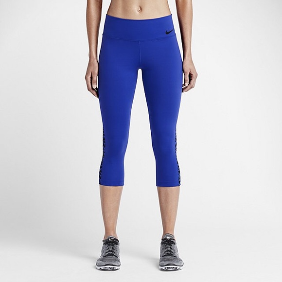Nike dry fit crop