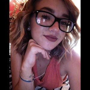 Meet your Posher, Bailey