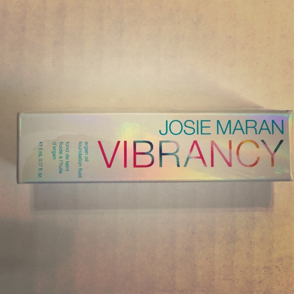 Josie Maran Vibrancy sample in Awakened