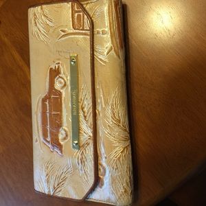 Brahmin Wallet