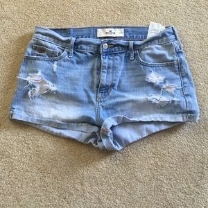 Hollister denim shorts size 9