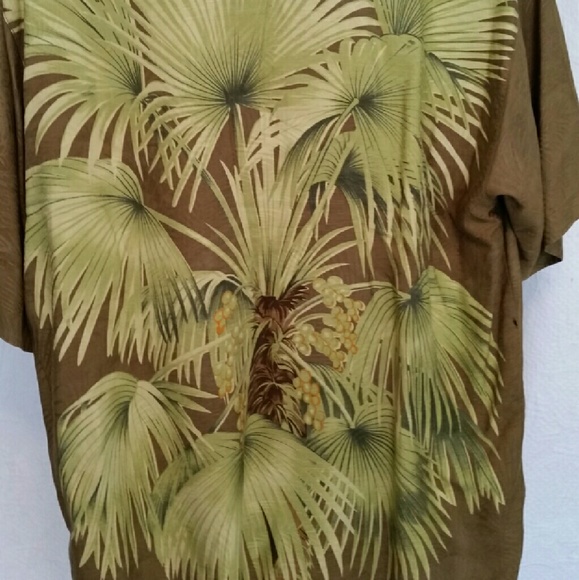 SOLD*********Tommy Bahama Hawaiian Shirt