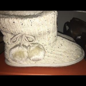 RocketDog Snowflake knit/fur slippers/booties
