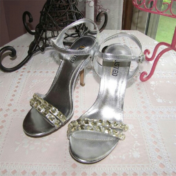 KENNETH COLE UNLISTED Silver Strappy Crystal Heels