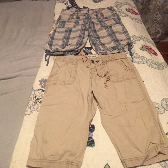 Set of 2 Capris
