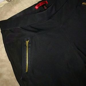 Hot Kiss Size L Large black leggings w/ brass zip