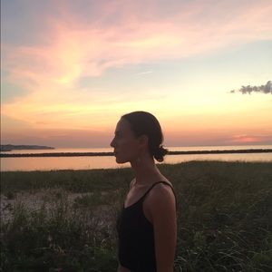 Meet your Posher, Lauren