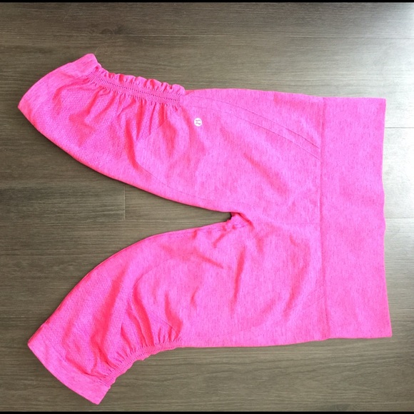 Lululemon In the Flow Crops