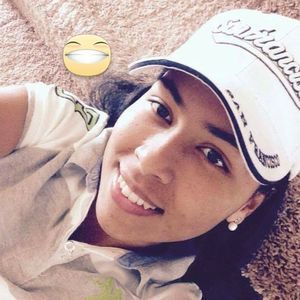 Meet your Posher, Valentina