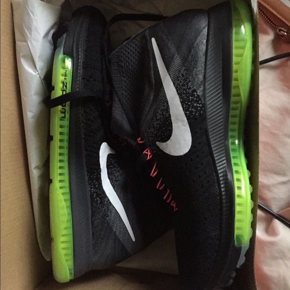 Nike flynit zoom