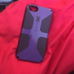 iPhone 5/ 5s Speck Purple and Black Case